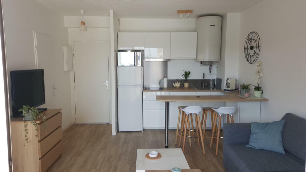 Port La Gavine Vue Mer Hyeres Ngoại thất bức ảnh